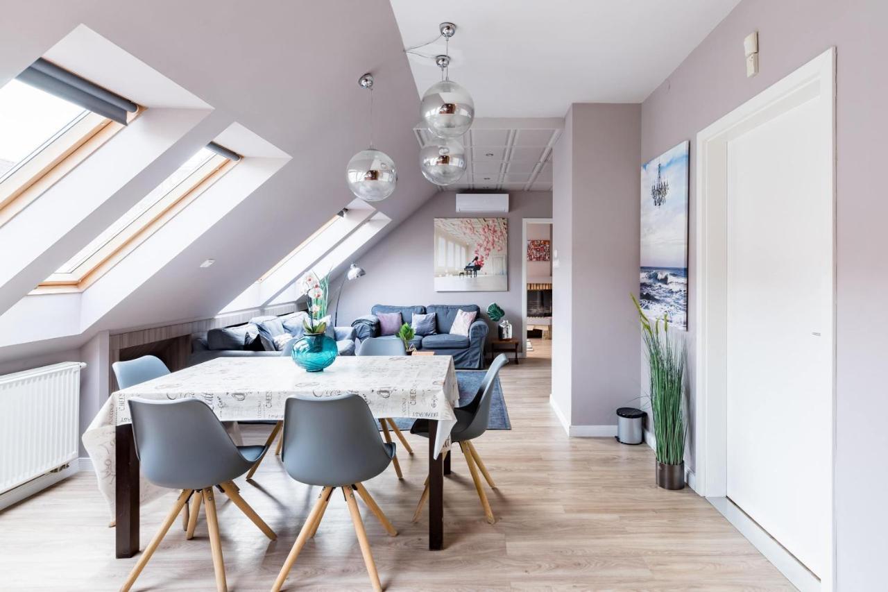 Sunny And Central Penthouse With Private Garage Budapest Exteriör bild